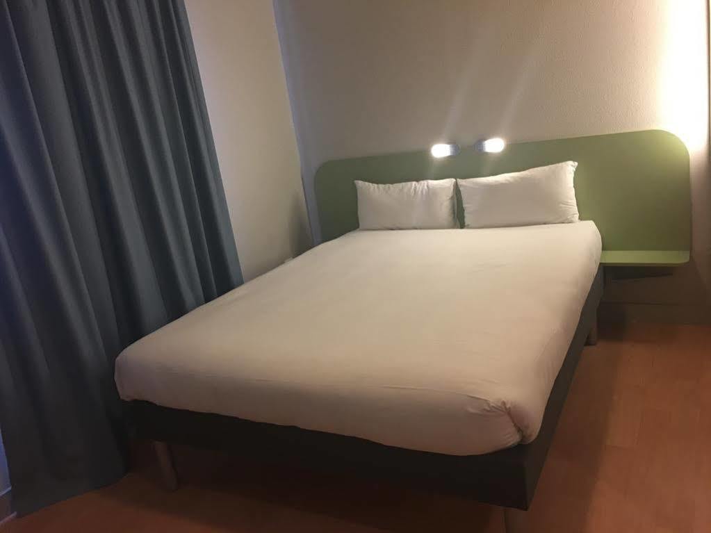 Ibis Budget Bobigny Pantin Zewnętrze zdjęcie
